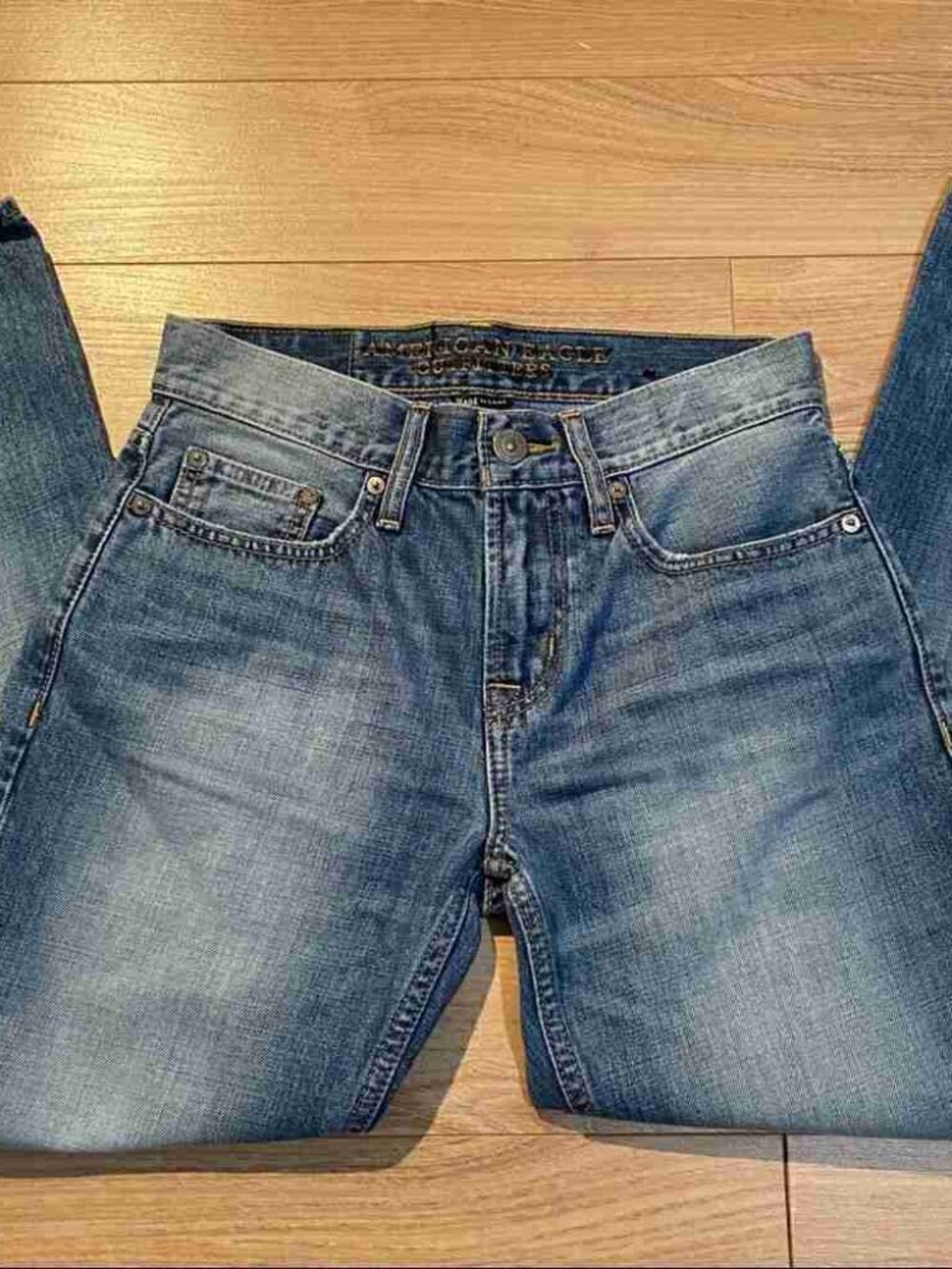 Americaneagle men’s classic bootcut blue jeans